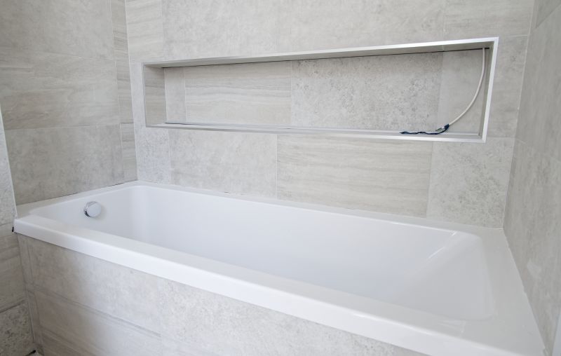 Durable Acrylic Bathtub